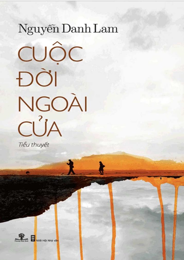 Cuộc đời ngoài cửa